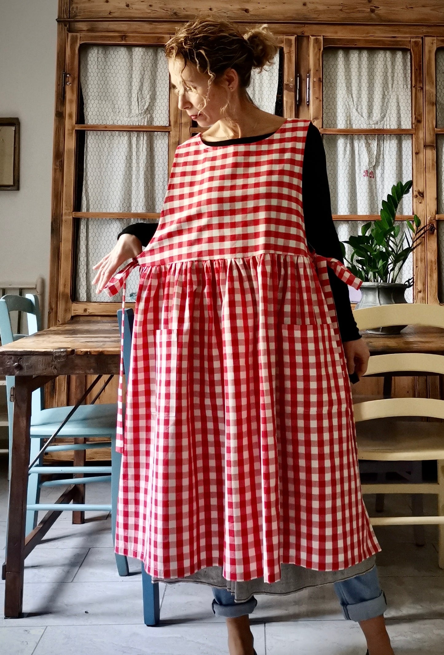 Red Check Cotton Kitchen Apron for Women (Ref. 53)