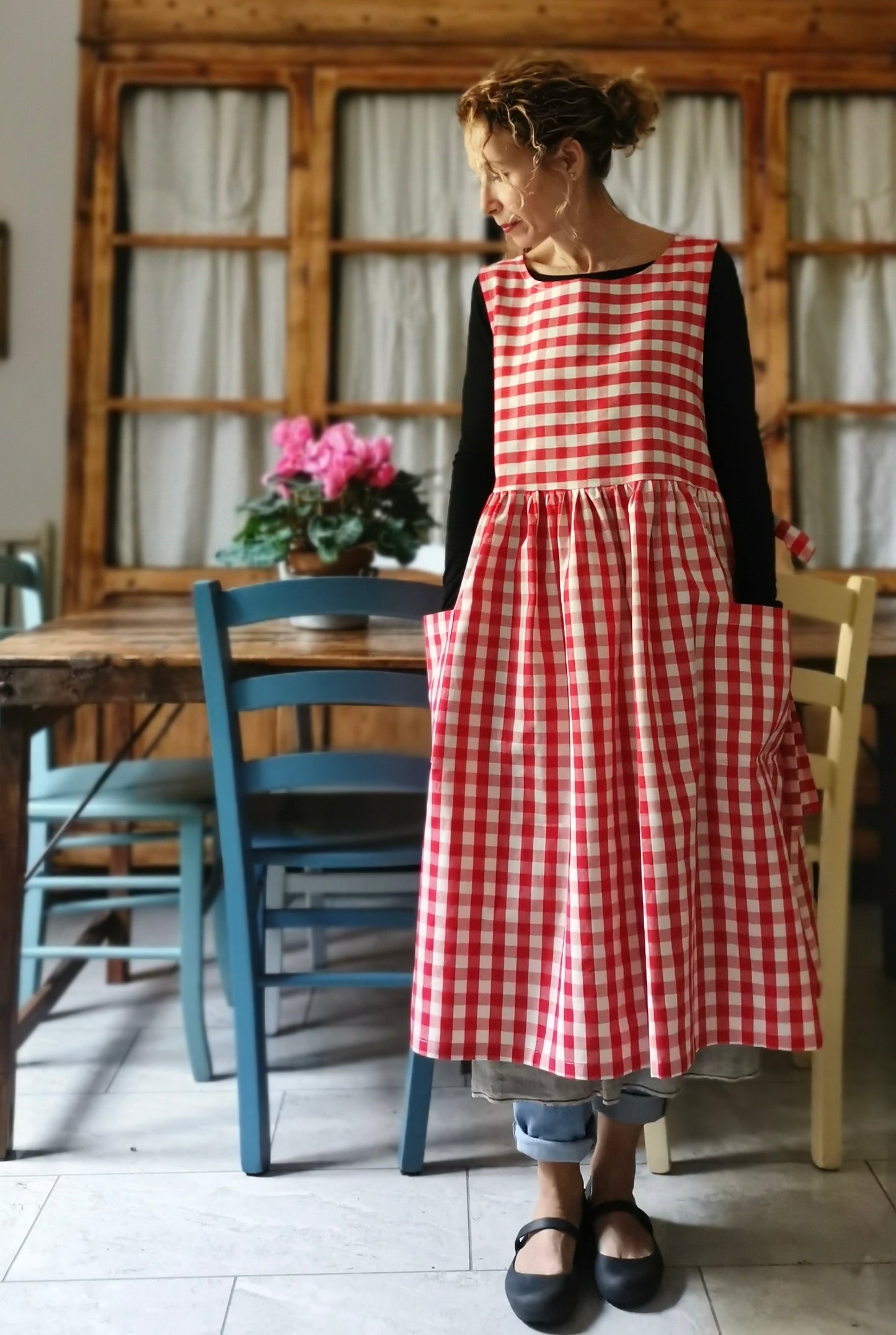 Red Check Cotton Kitchen Apron for Women (Ref. 53)