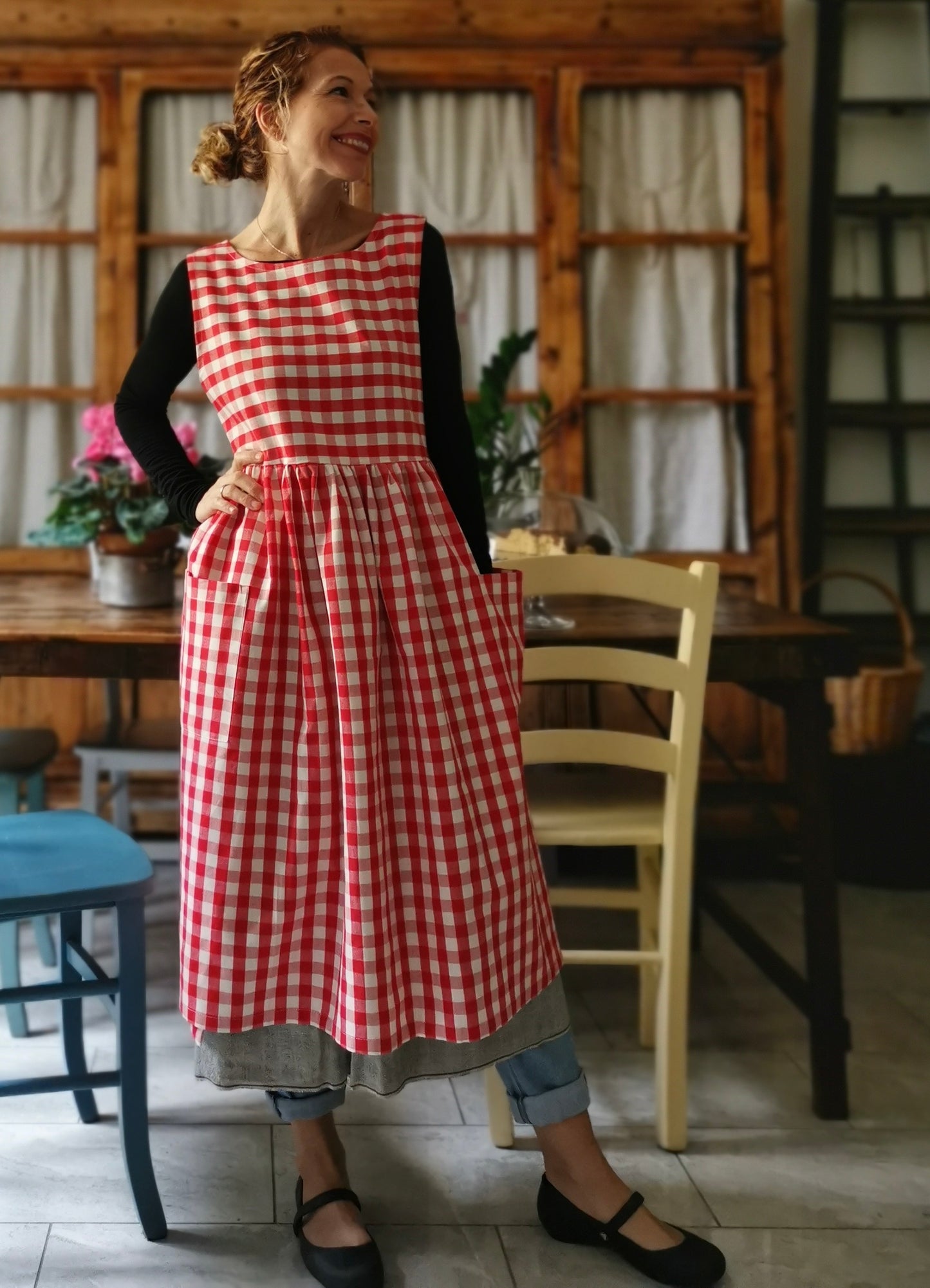 Red Check Cotton Kitchen Apron for Women (Ref. 53)