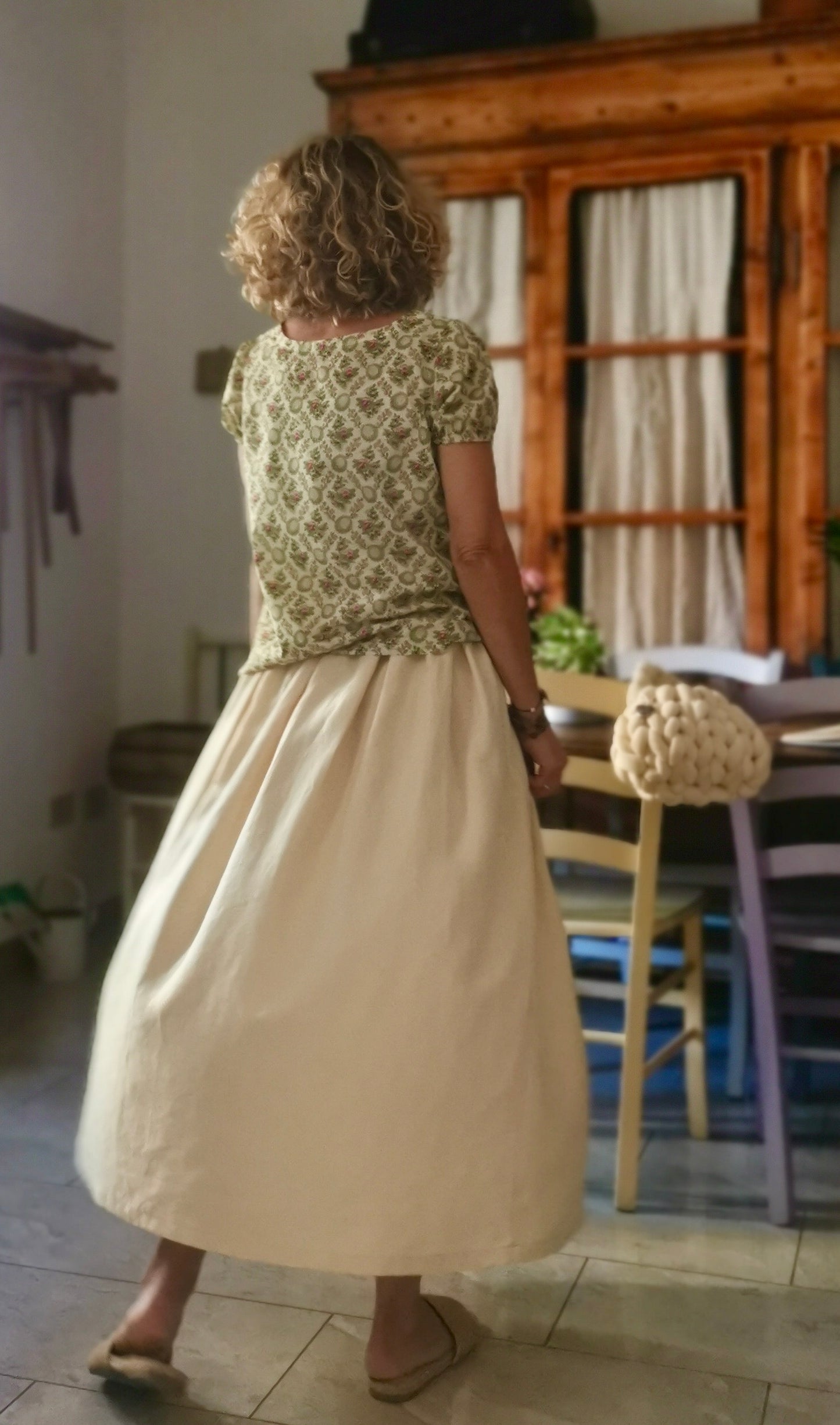 Zabaglione-colored linen skirt with elastic (Ref. 179)