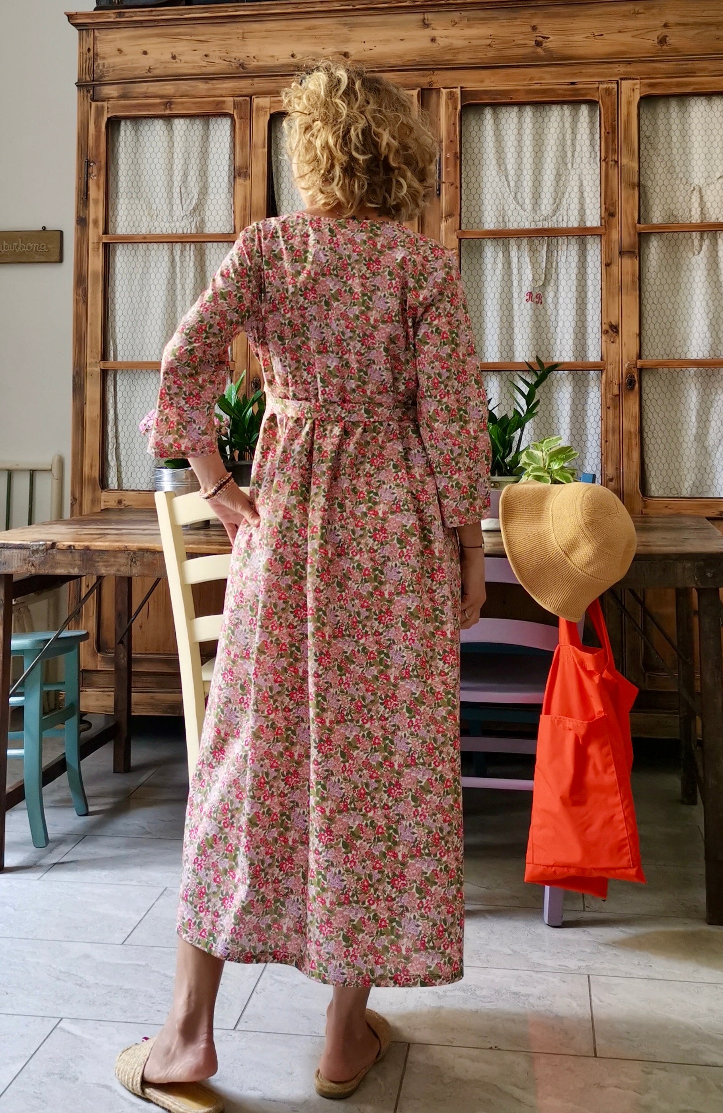 Cotton crossover dress with flowers and blackberries (Ref. 180)