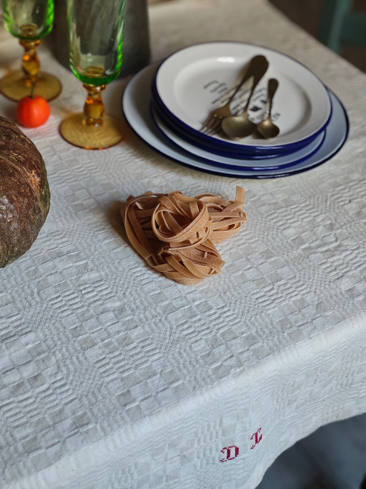 Cotton tablecloth with DL monogram