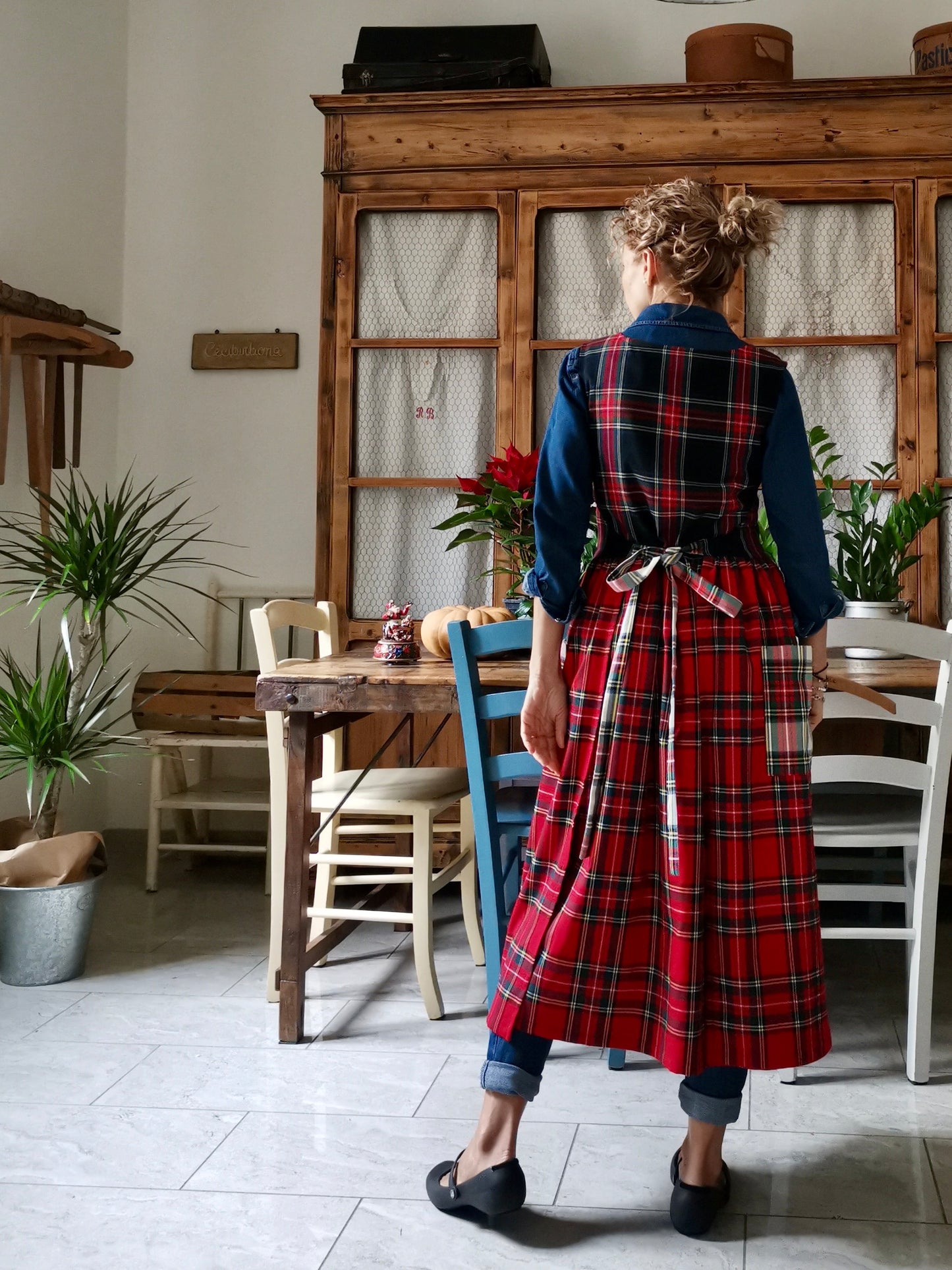 Patchwork tartan wool apron (Ref. 361)