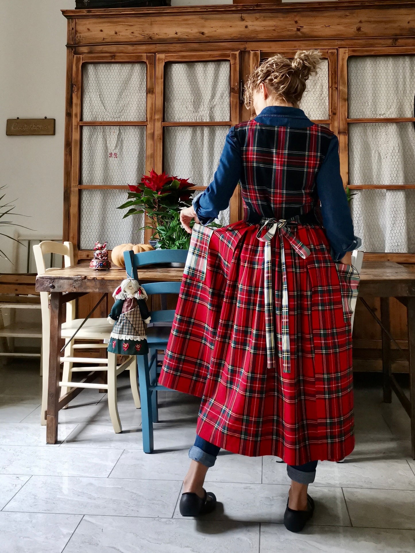 Patchwork tartan wool apron (Ref. 361)